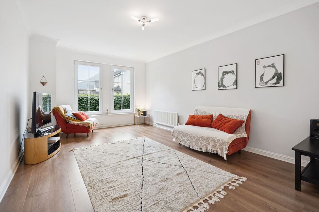 Additional image 4 of 2 bed flat for sale3 Blenheim Court, Stirling FK9