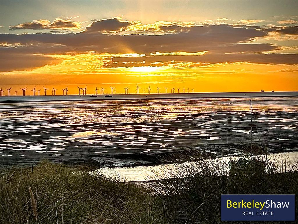 Property photo 3 of 24 Tlc_34Ef1235-66F2-4476-95Bd-17E696032532_19989E4.J