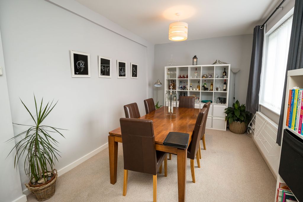 Property photo 2 of 19 Img_6936