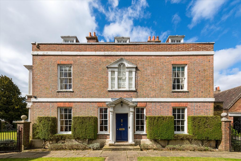 Property photo 1 of 35 Image