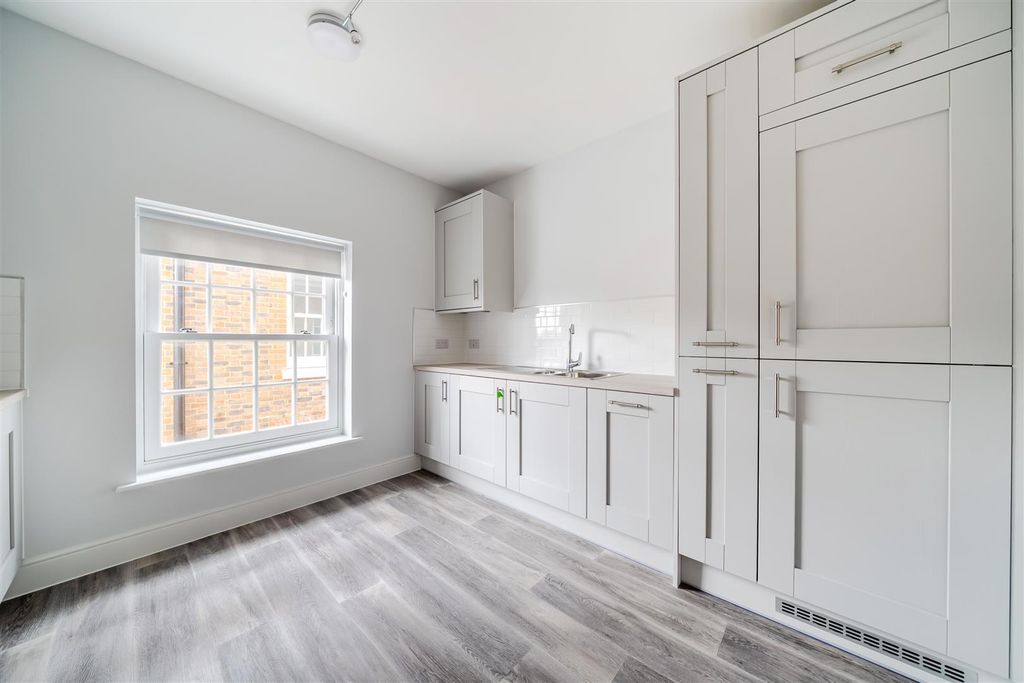 Property photo 3 of 13 Kitchen Shot 2