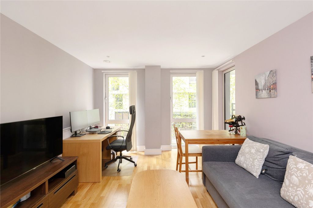 Property photo 2 of 11 Picture No. 31