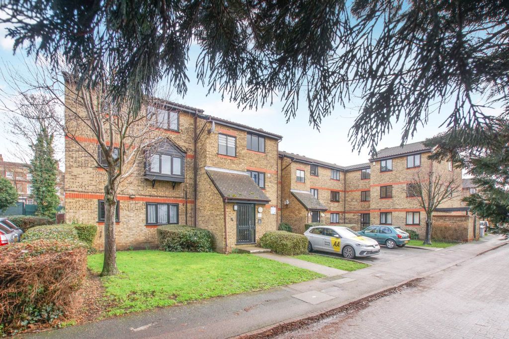 Property photo 1 of 15