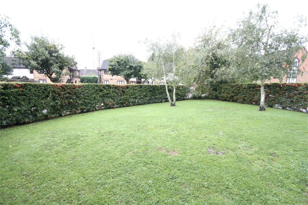 Property photo 2 of 7 Photograph 8