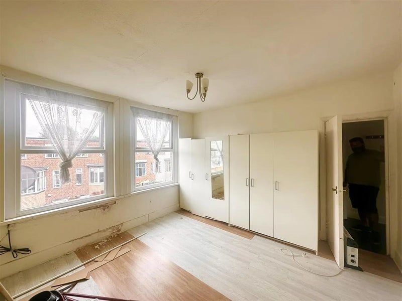 Property photo 1 of 4