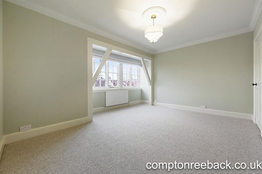 Property photo 3 of 11 Bedroom 1 (2).Jpg