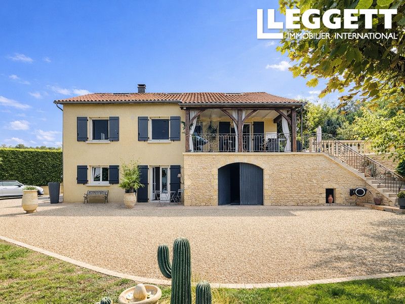 Property photo 2 of 10