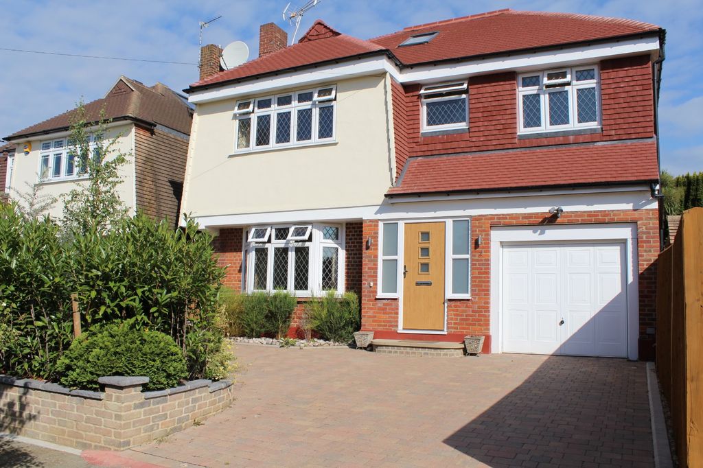 Property photo 1 of 18 Image