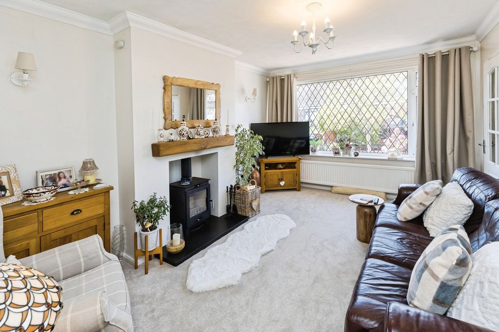 Property photo 2 of 19 Pbox-Img.Jpg