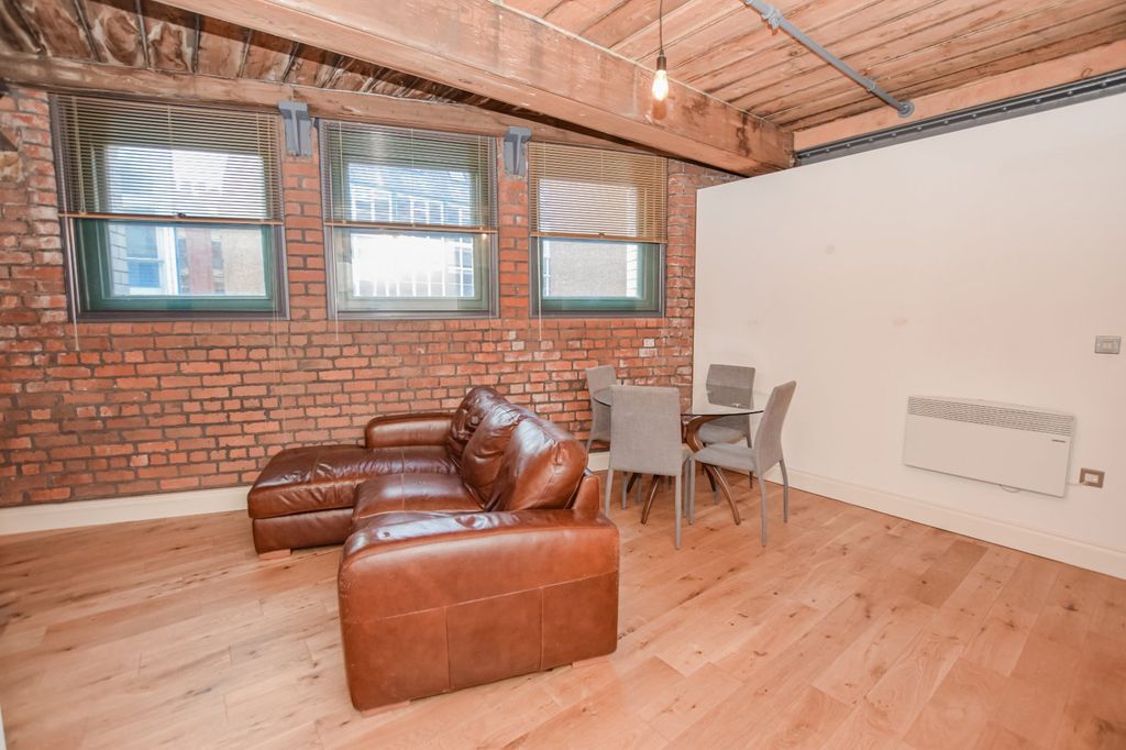 Property photo 2 of 12 Picture No. 13
