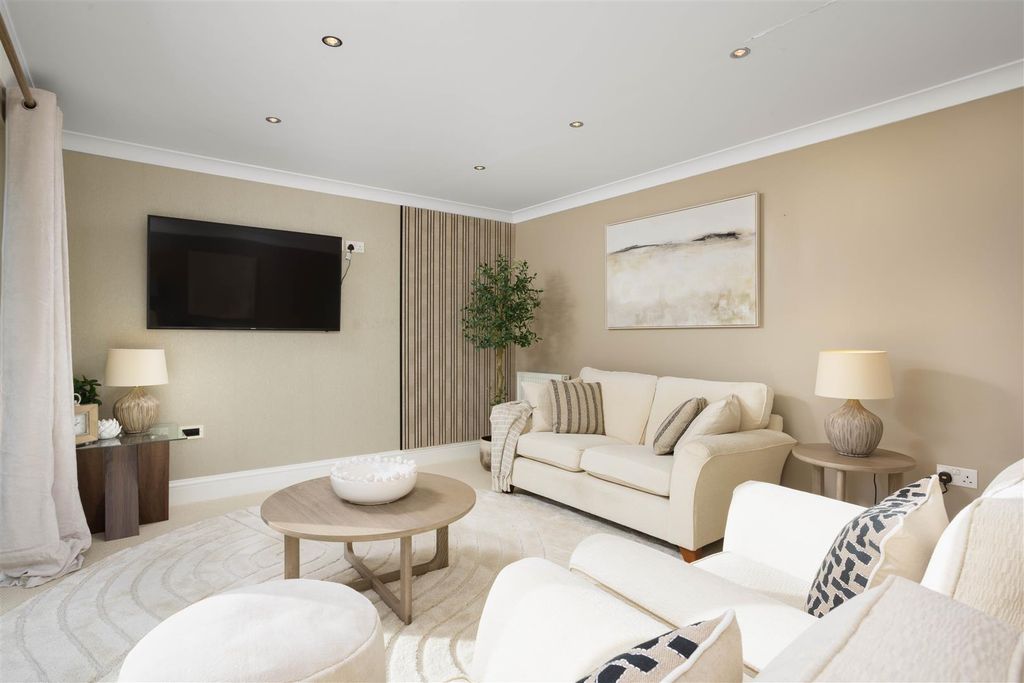 Property photo 2 of 21 00005.Jpg