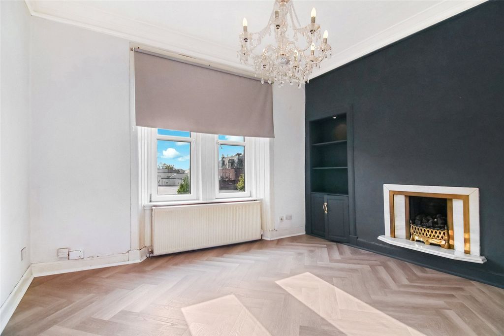 Property photo 2 of 16 Picture No. 03