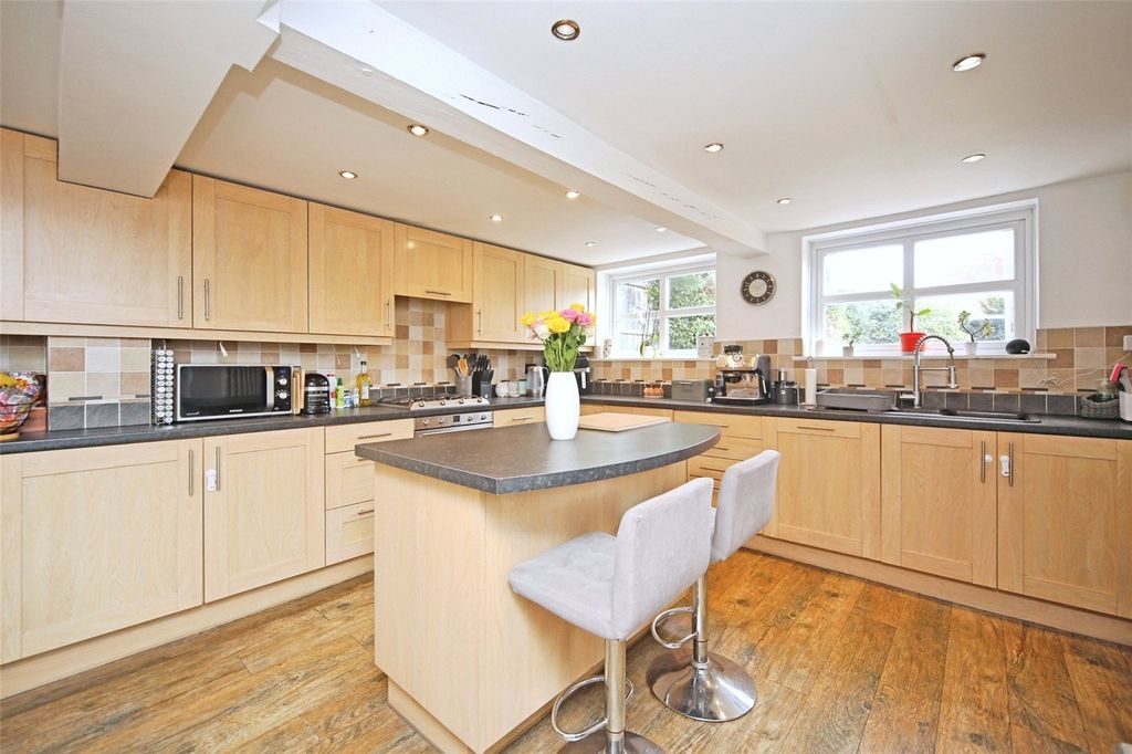 Property photo 3 of 20 Picture No. 13