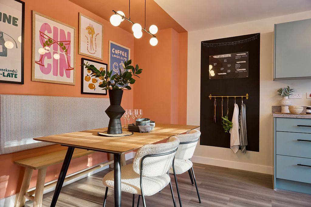 Property photo 3 of 10 Elmslie Special-006