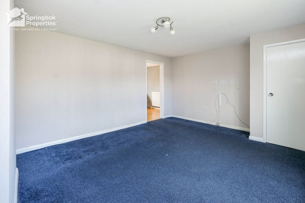 Property photo 3 of 13 Image 3
