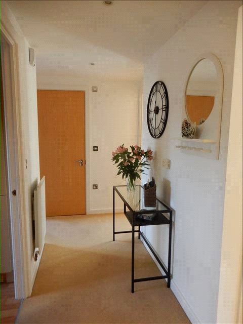 Property photo 2 of 16 Picture No. 23