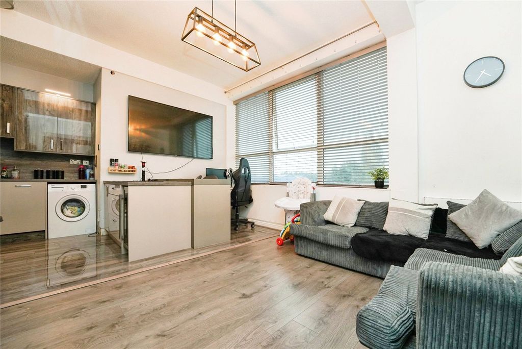 Property photo 3 of 16 Photography