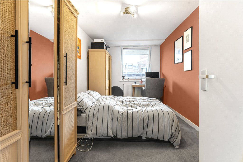 Property photo 3 of 12 Bedroom