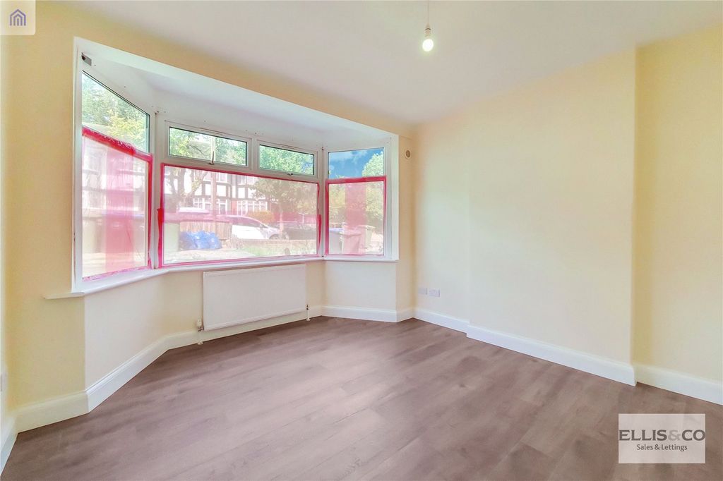 Property photo 2 of 10 Picture No. 02