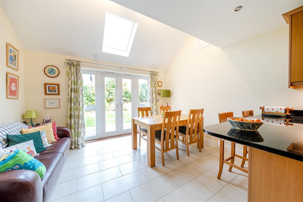 Property photo 3 of 18 1374350 (1).Jpg