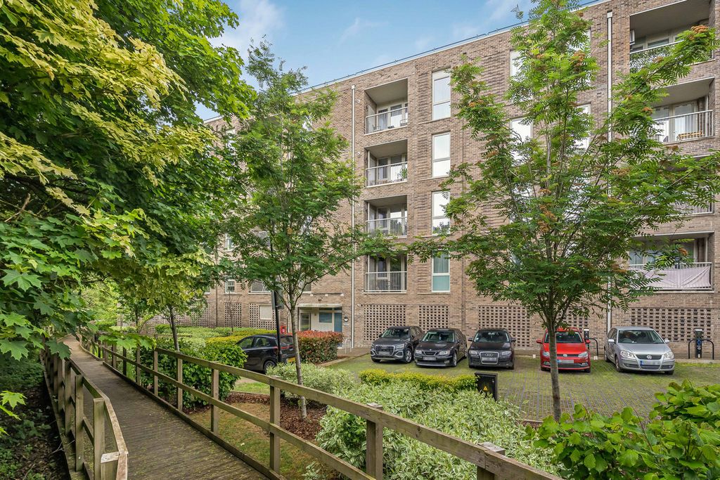 Additional image 18 of 2 bed flat for saleArmstrong Road, Oxford OX4