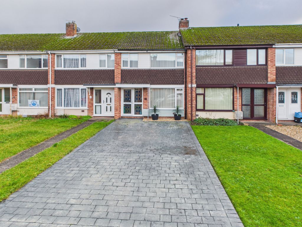 Property photo 1 of 20 Front