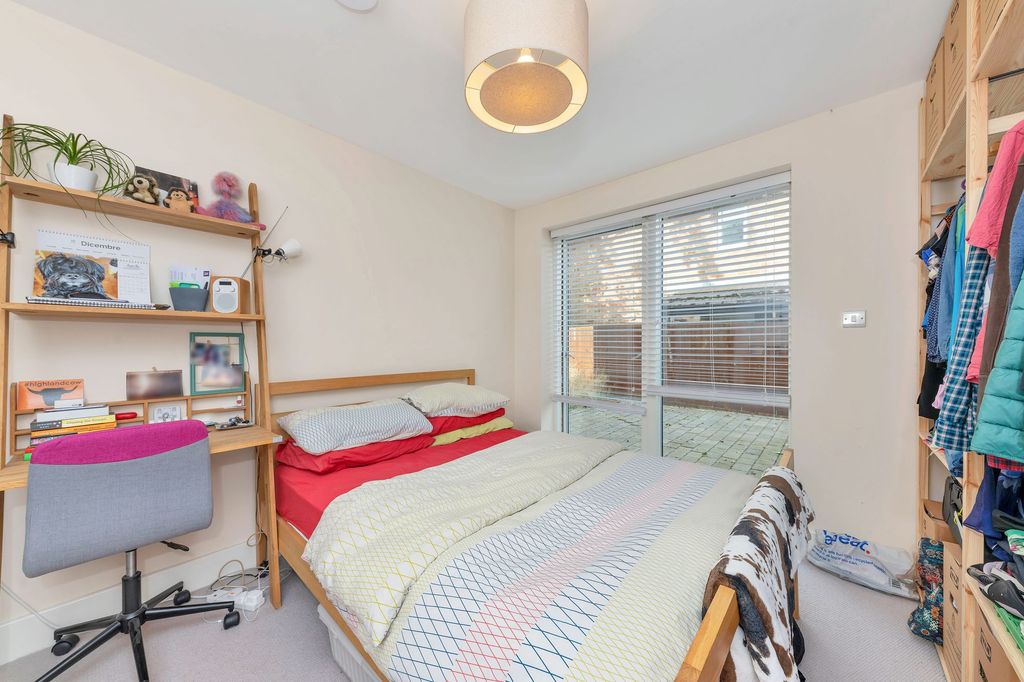 Additional image 9 of 1 bed flat for saleMilton Road, Lovell Lodge CB4