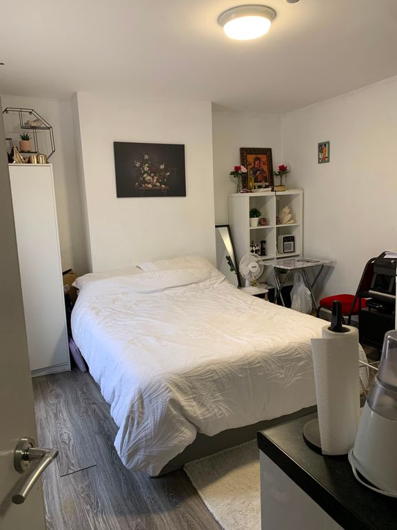 Property photo 3 of 3