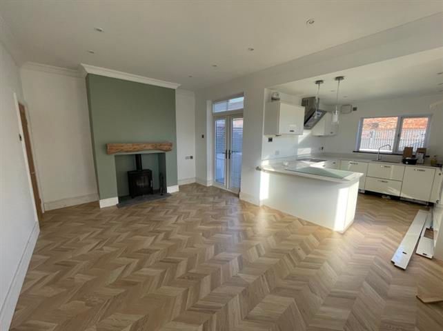 Property photo 2 of 9 Dining Room