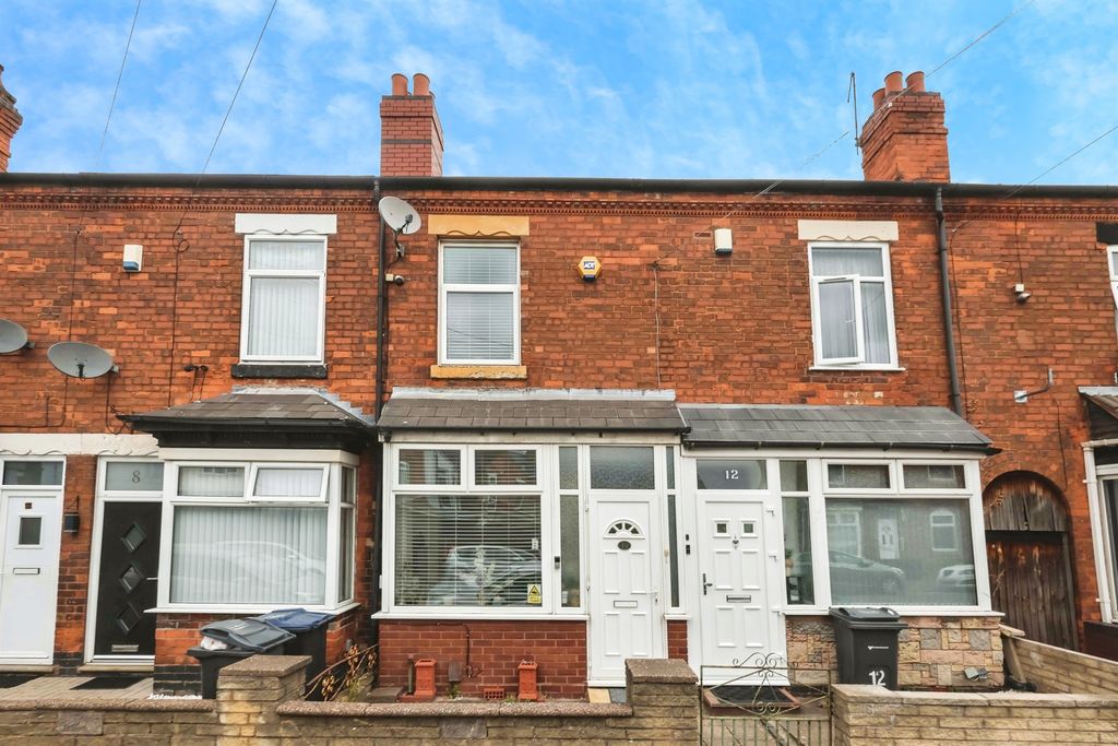 Property photo 1 of 17