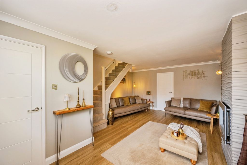 Property photo 2 of 22 Pbox-Img.Jpg