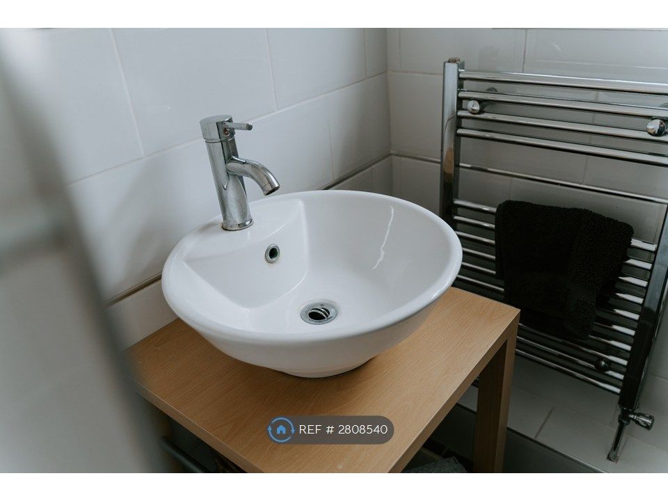 Additional image 9 of 3 bed semi-detached house to rentSilver Street, Branston, Lincoln LN4