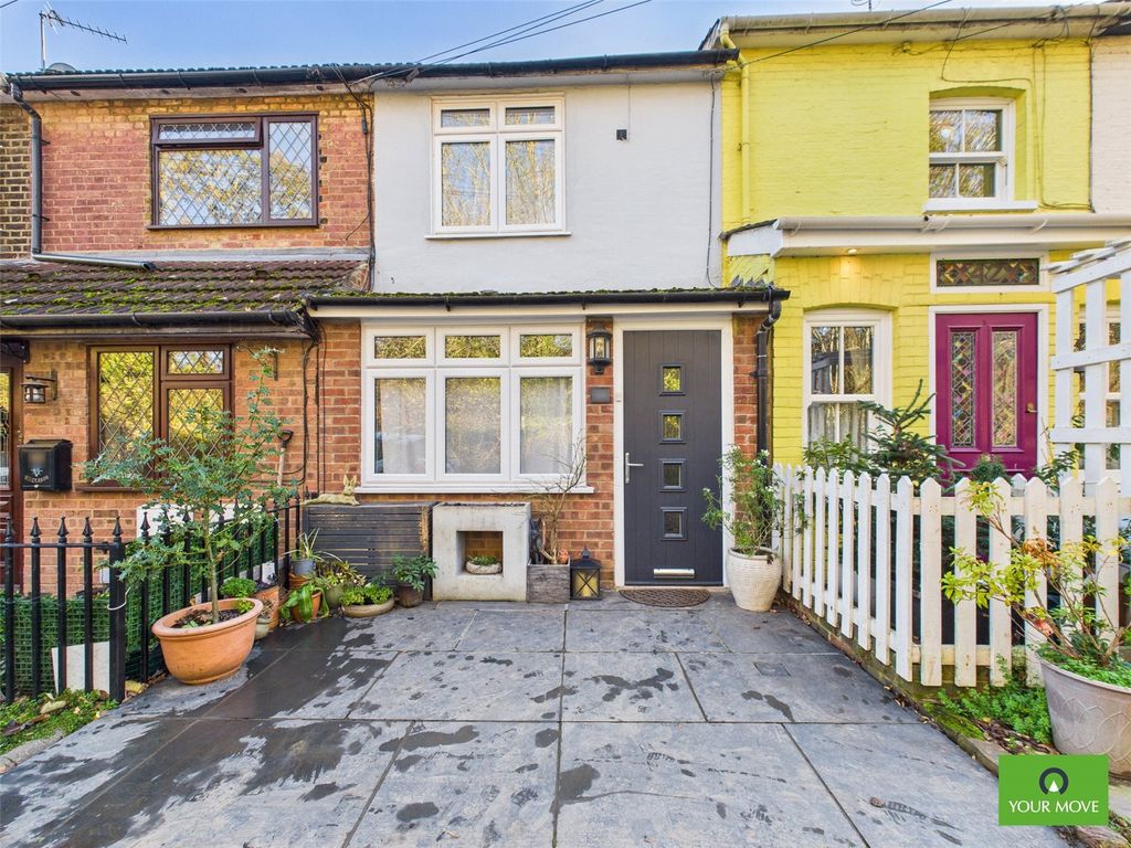 Property photo 1 of 15 Front