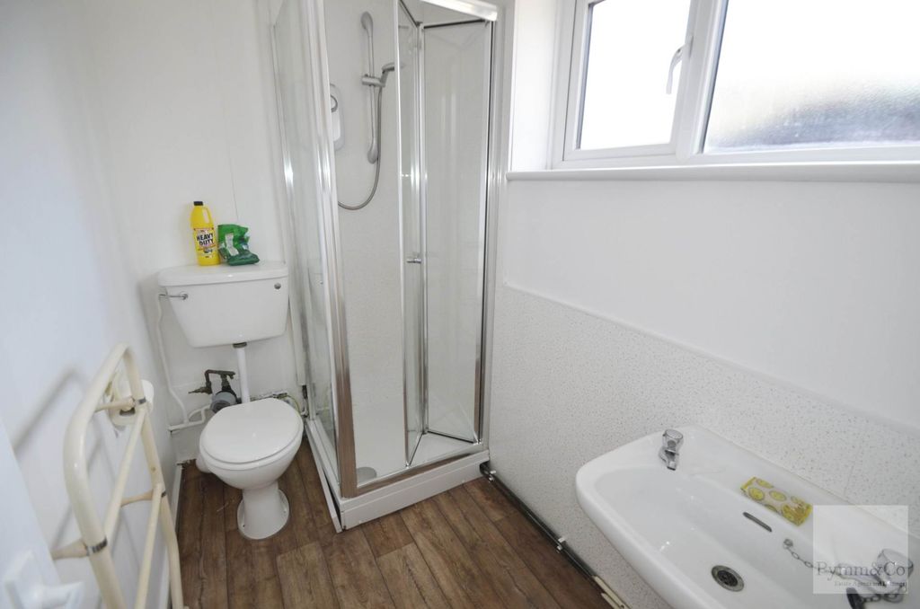 Property photo 3 of 3