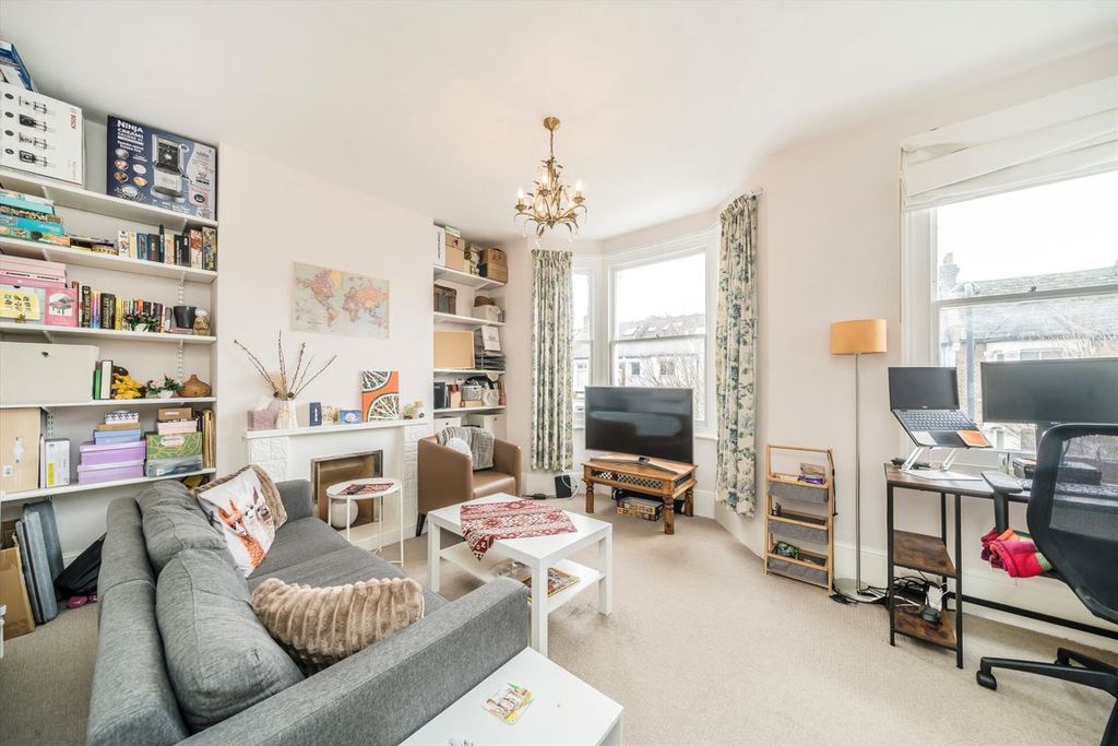 Property photo 2 of 7