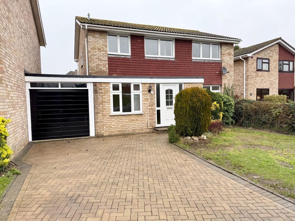 Property photo 1 of 10 Front