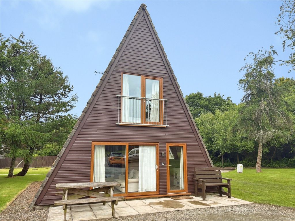 Property photo 1 of 16 Picture No. 05