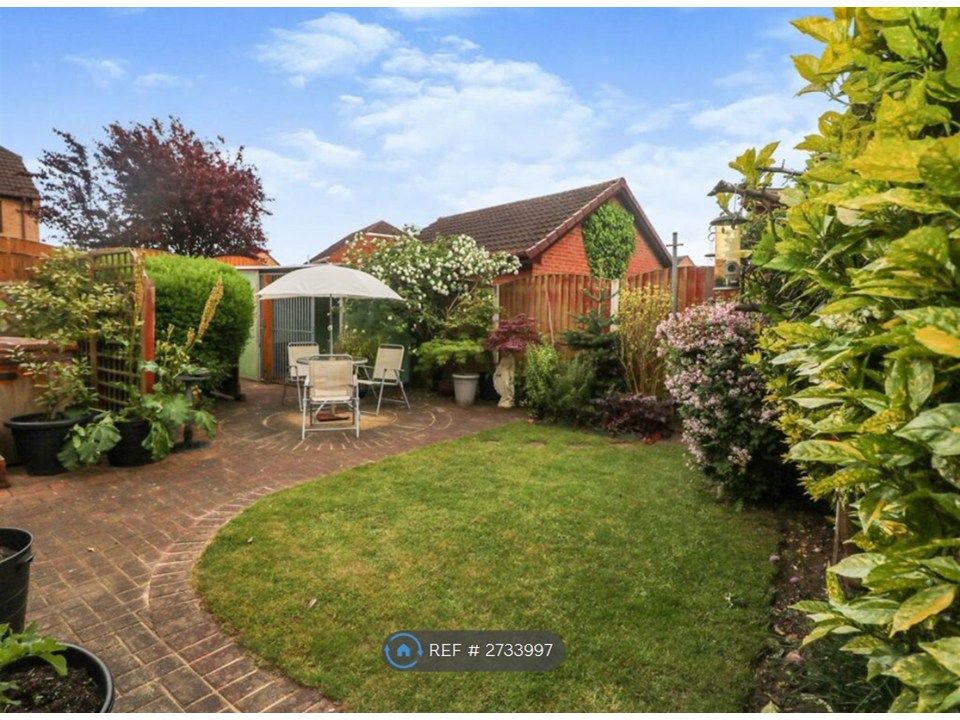 Property photo 2 of 8