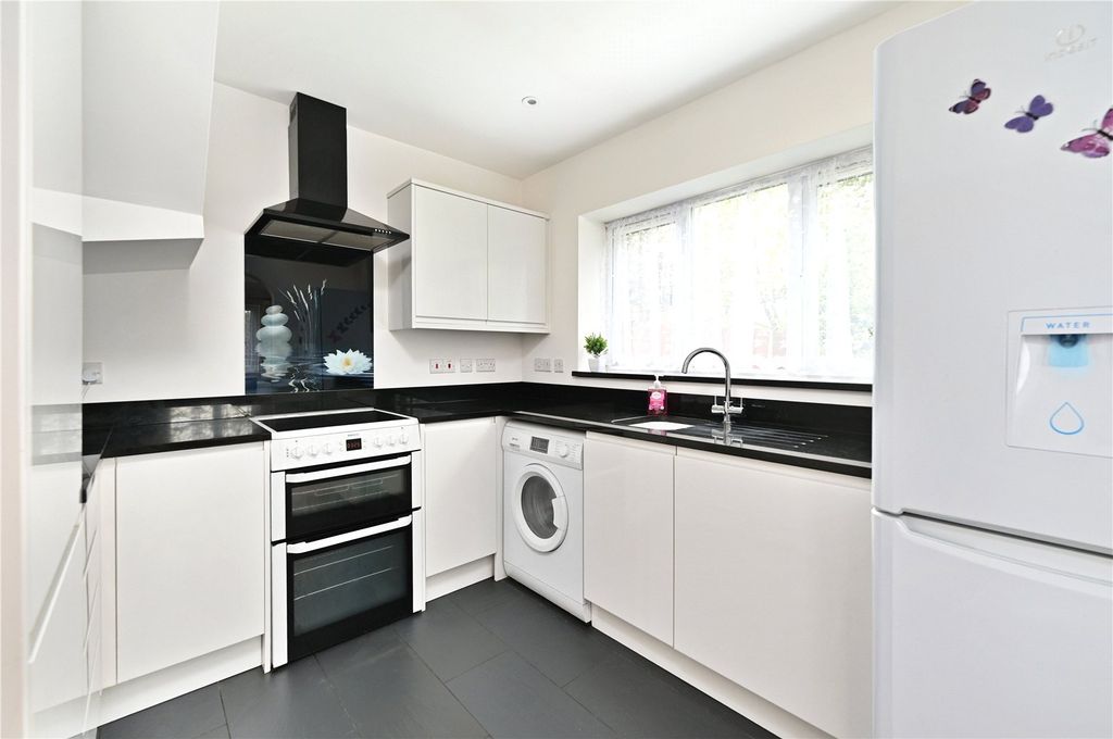 Property photo 3 of 12 Picture No. 03