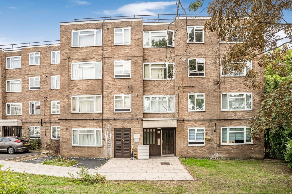 Property photo 1 of 10