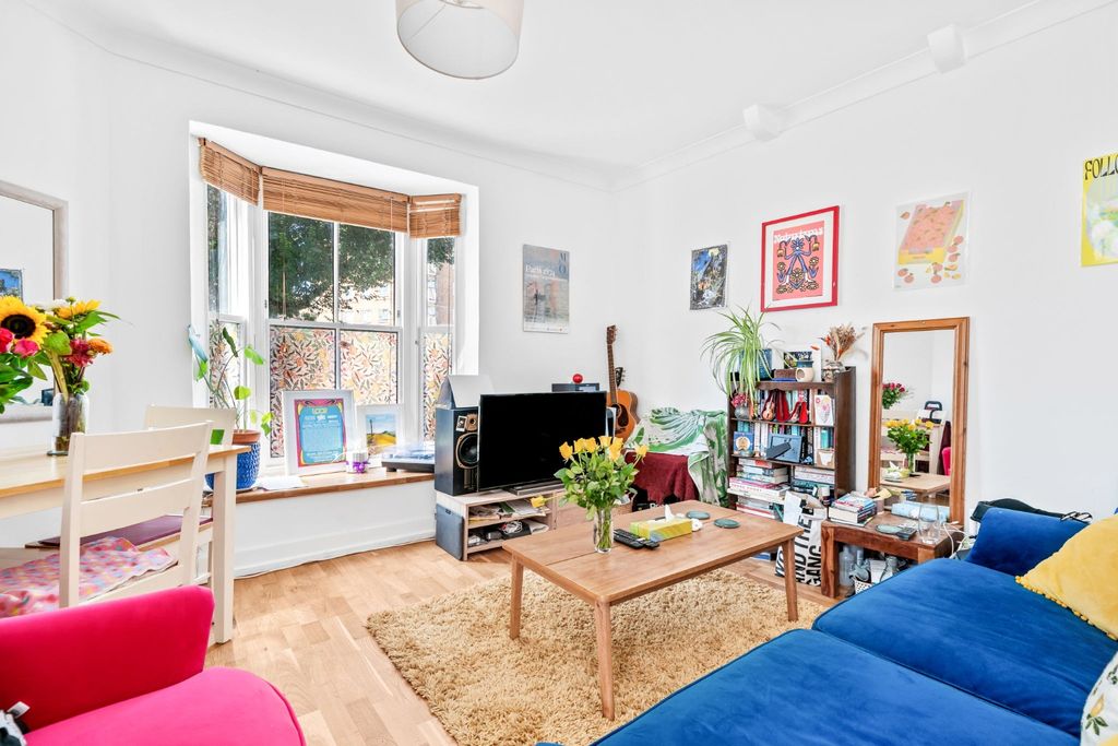 Property photo 2 of 16 4393522
