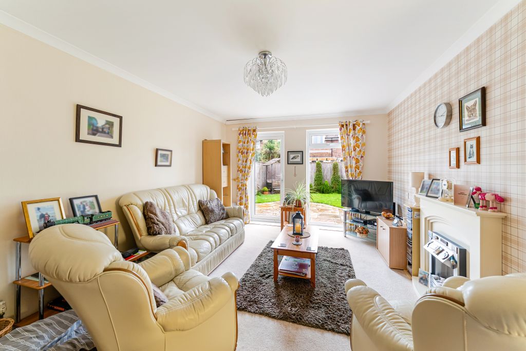 Property photo 3 of 17 Gallery