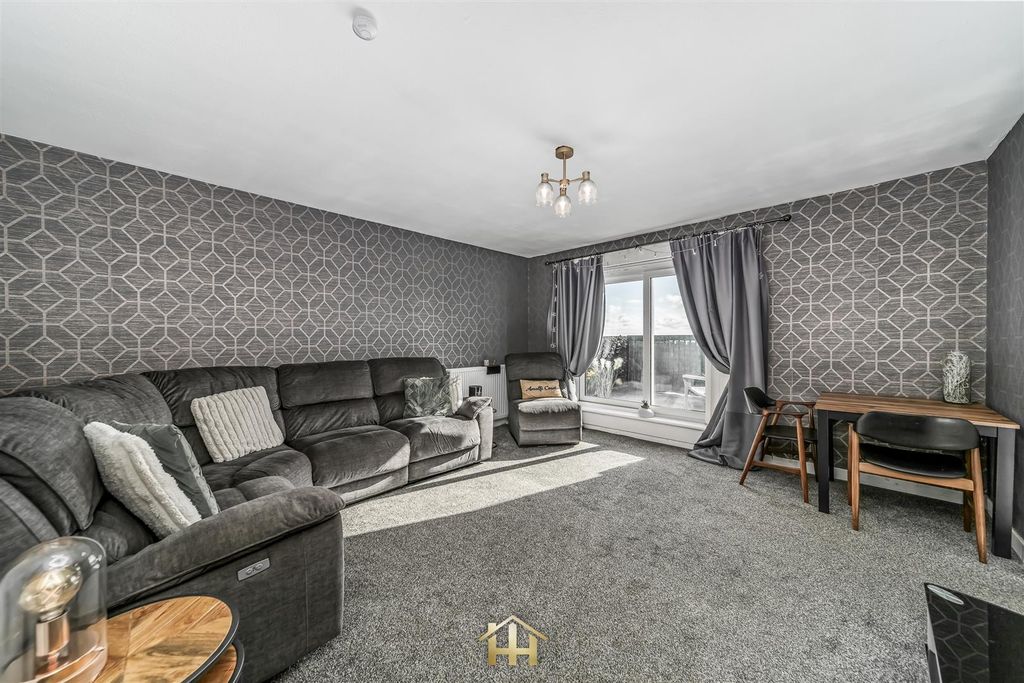 Property photo 3 of 19 32 Kinghorne Court Dd3 6Nz 060326 Edit (21 Of 31).