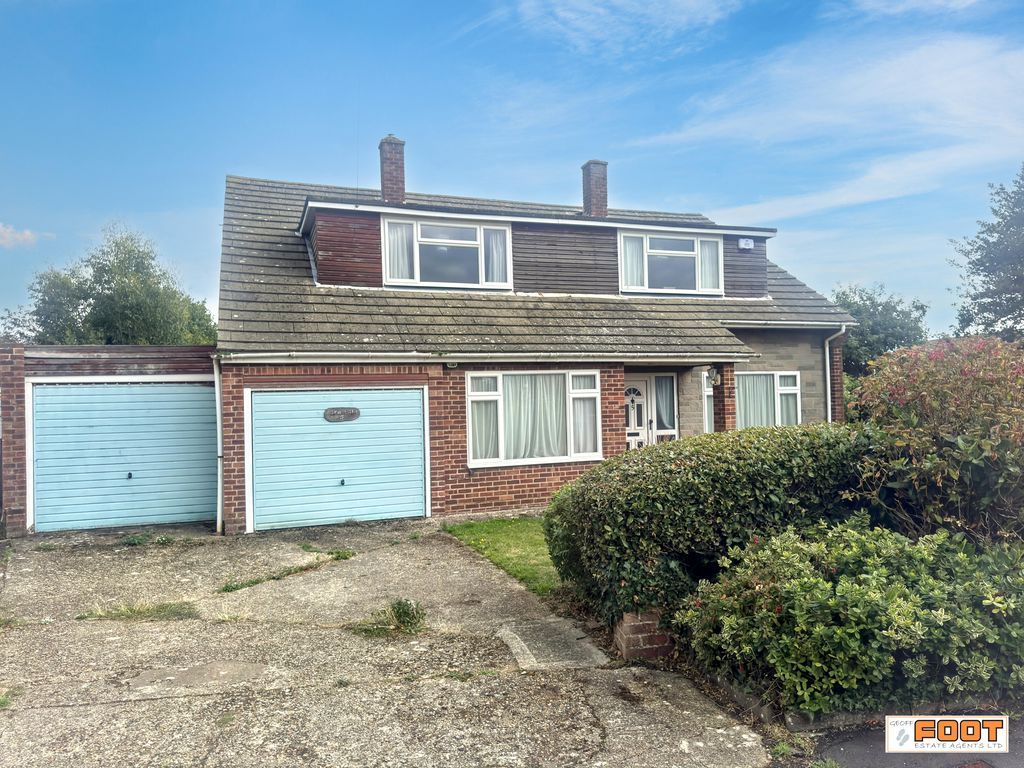 Property photo 1 of 17 Photo 17