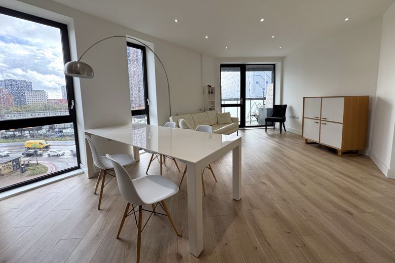 Property photo 2 of 11 Photo 6