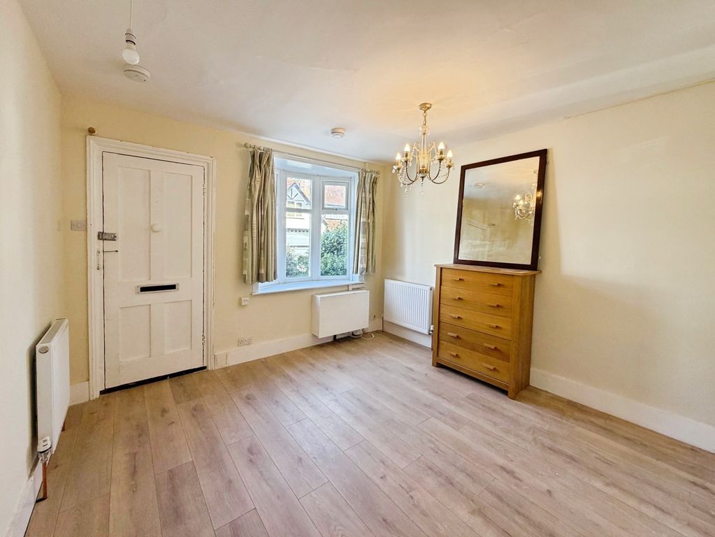 Property photo 2 of 15 Pbox-Img.Jpg