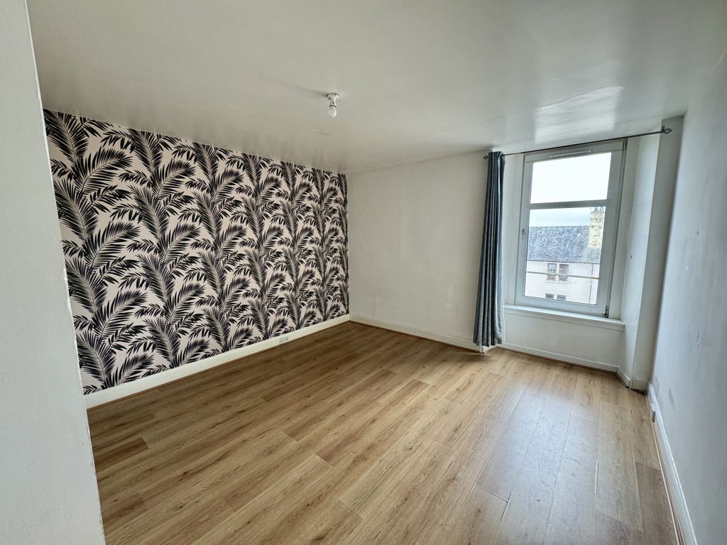 Property photo 3 of 10 Gallery