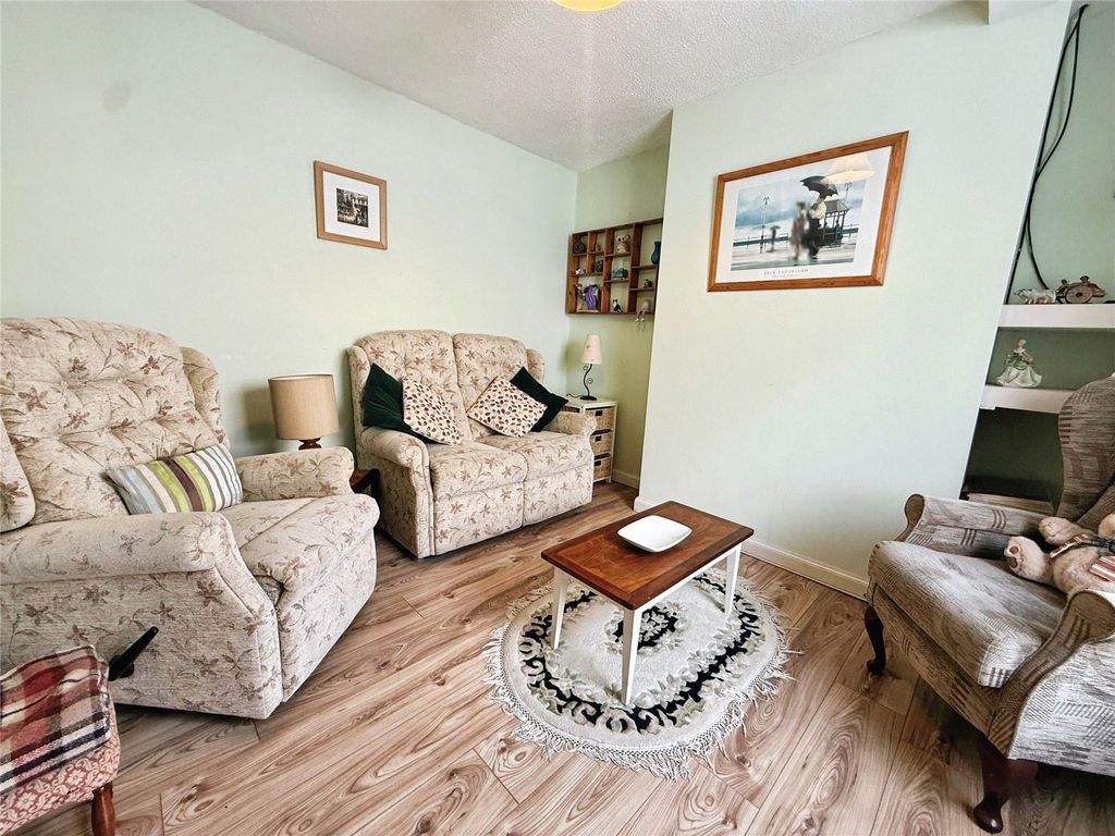 Property photo 2 of 12 Living Room