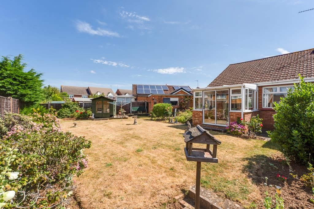 Property photo 2 of 22 21 Wolfe Close, Kettering-18.Jpg