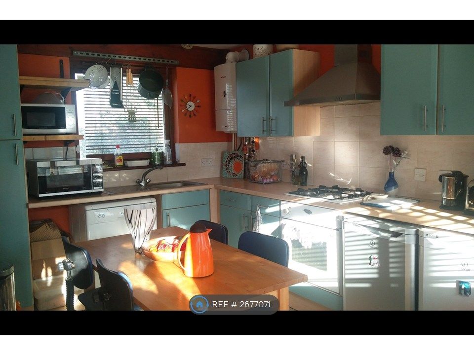 Property photo 1 of 8 Kitchen 1